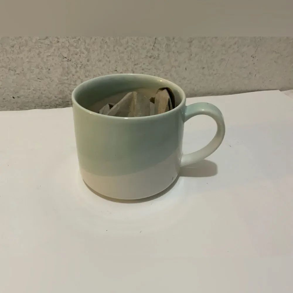Starbucks 2014 Drip Glaze Pottery Mug 10 Oz Ombré Sea Glass Aqua Turquoise Blue